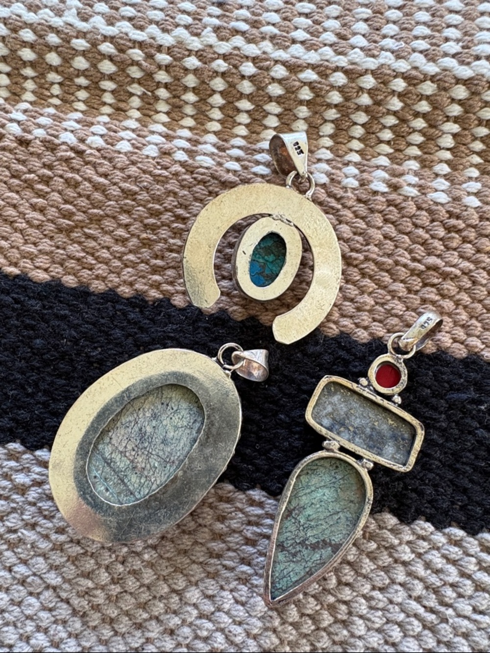 Turquoise and Lapis Mixed Stone Pendants - 925 - Picture 2 of 3